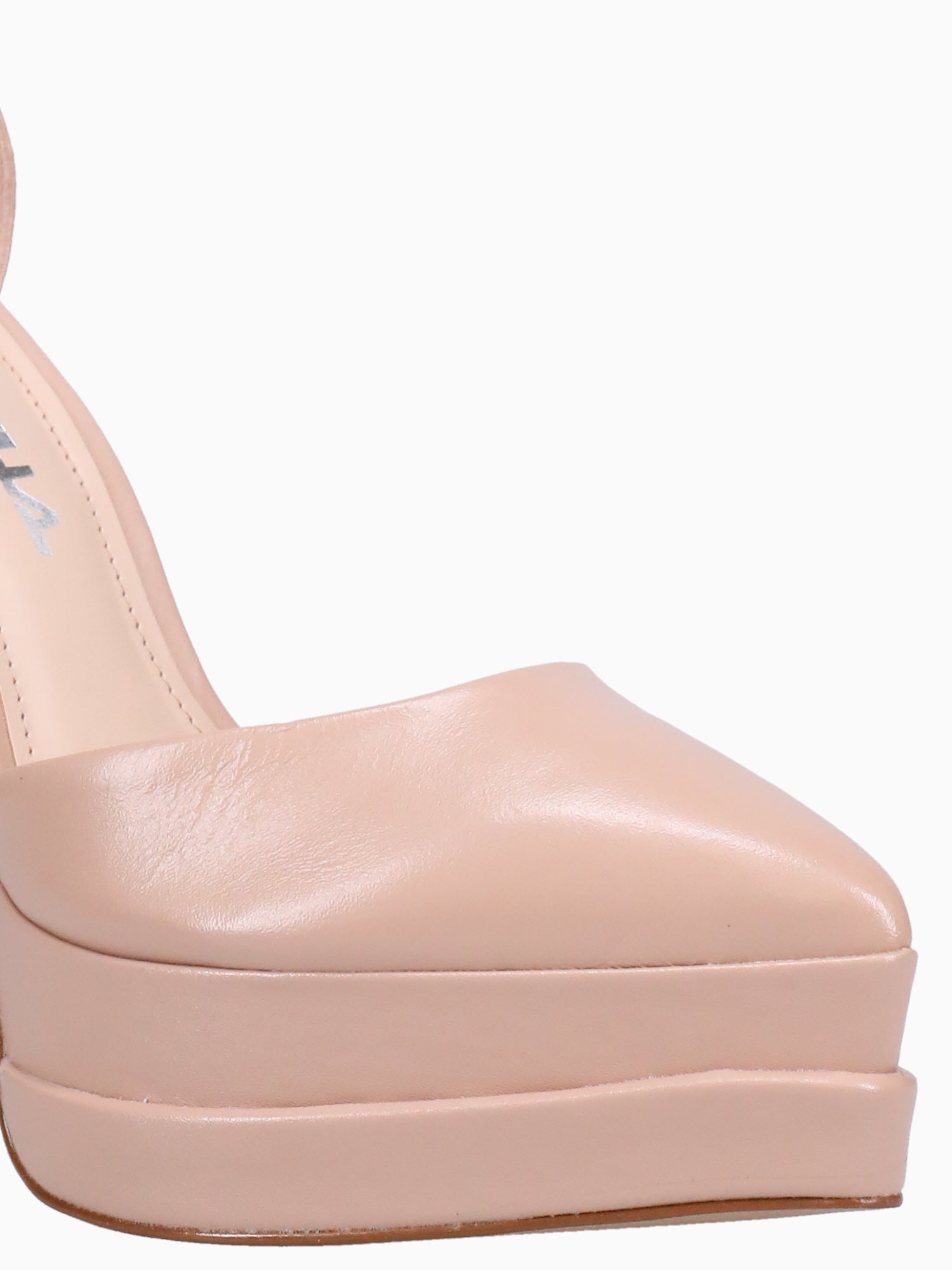 Alessia True Sand Leather Beige / 5 / M