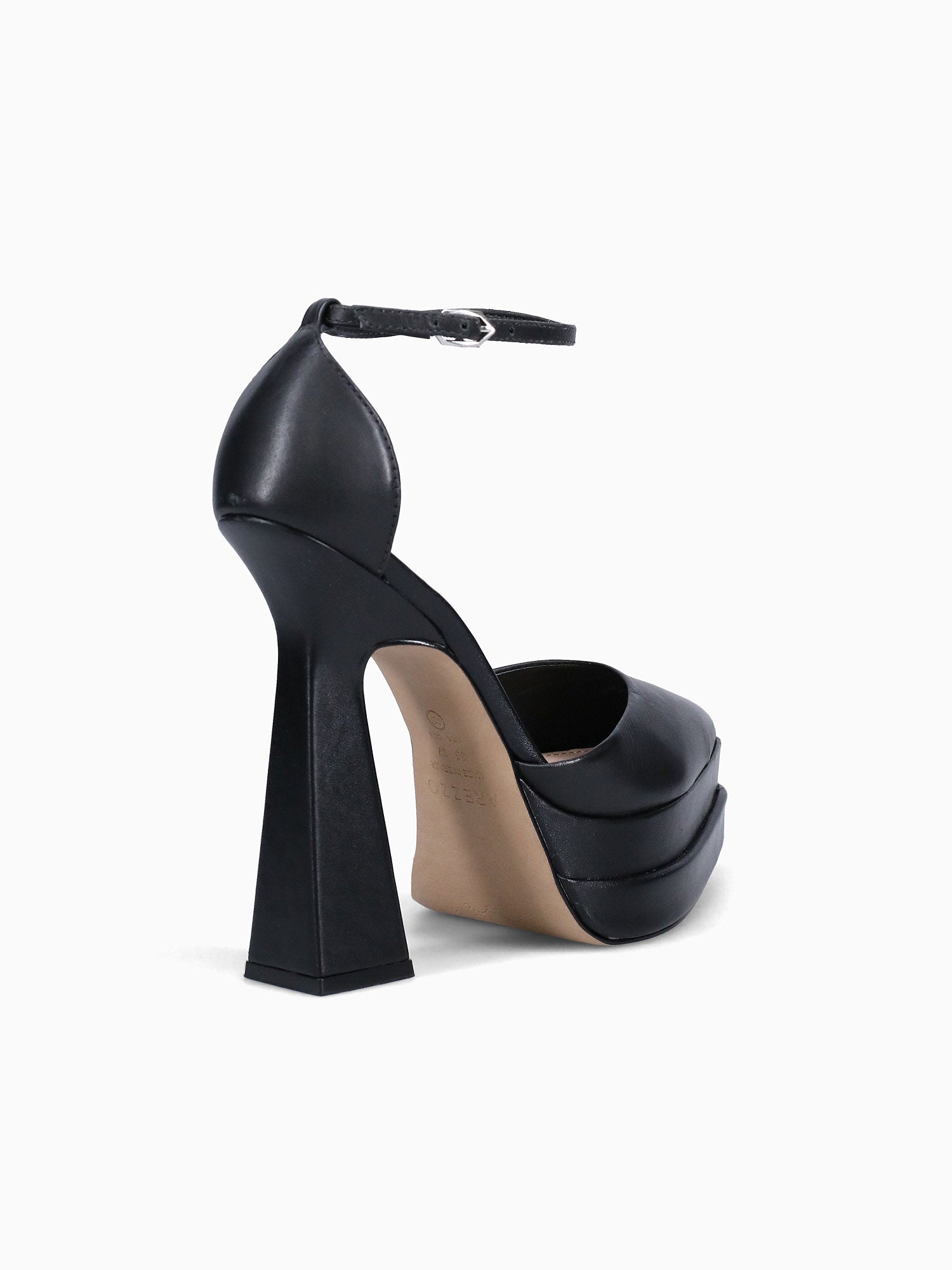 Alessia Black Leather Black / 5 / M