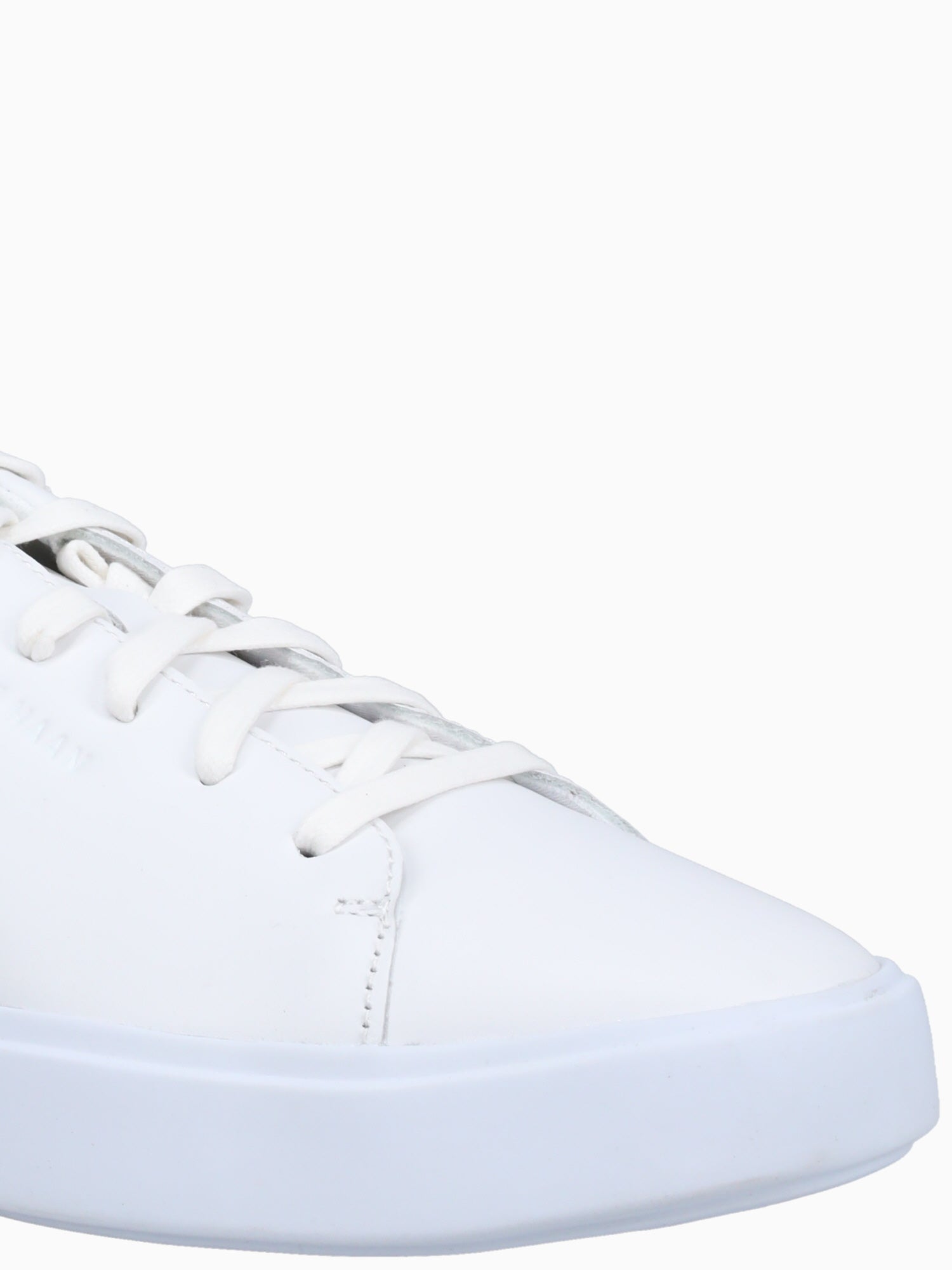 Grand Crosscourt Traveler White White / 7 / M