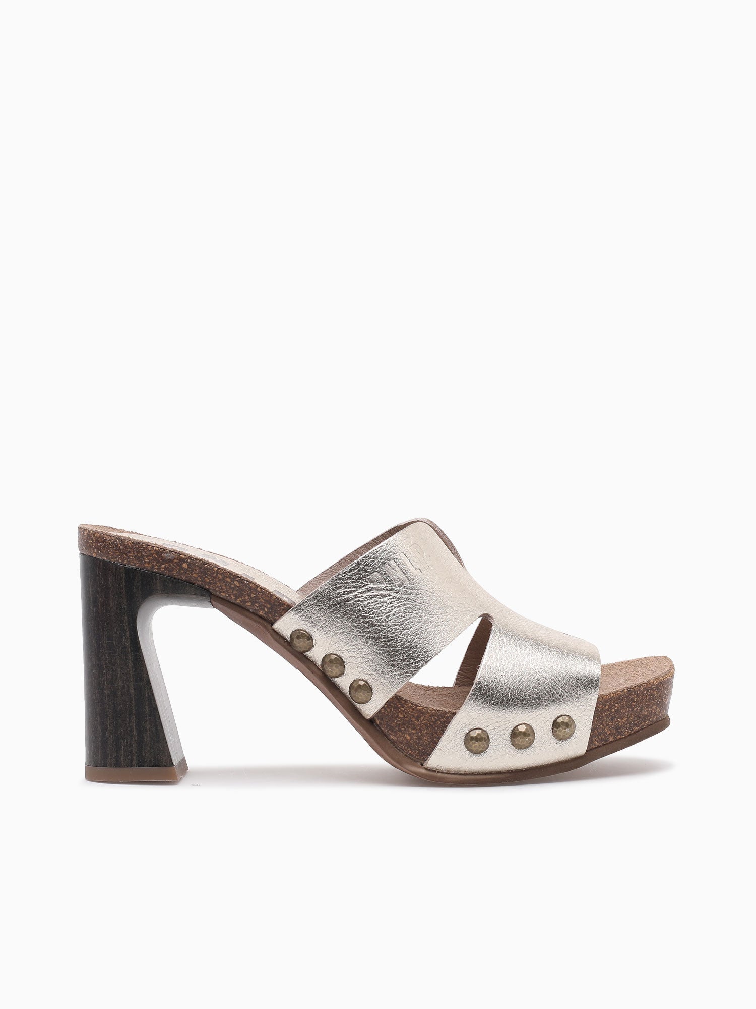 6077 Carrara Galaxy Gold / 36 / M