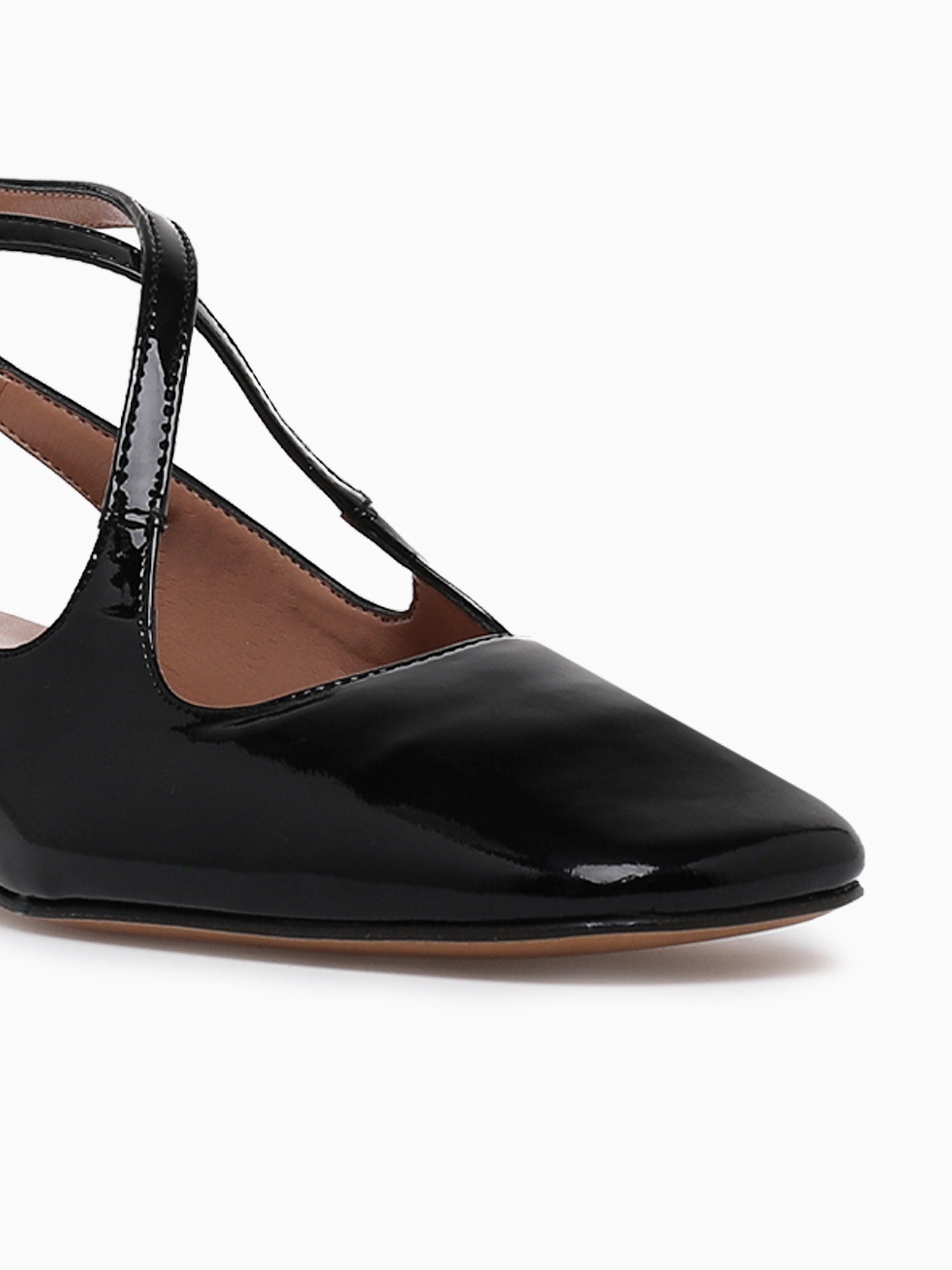 1043 Nero Vernice Black / 36 / M
