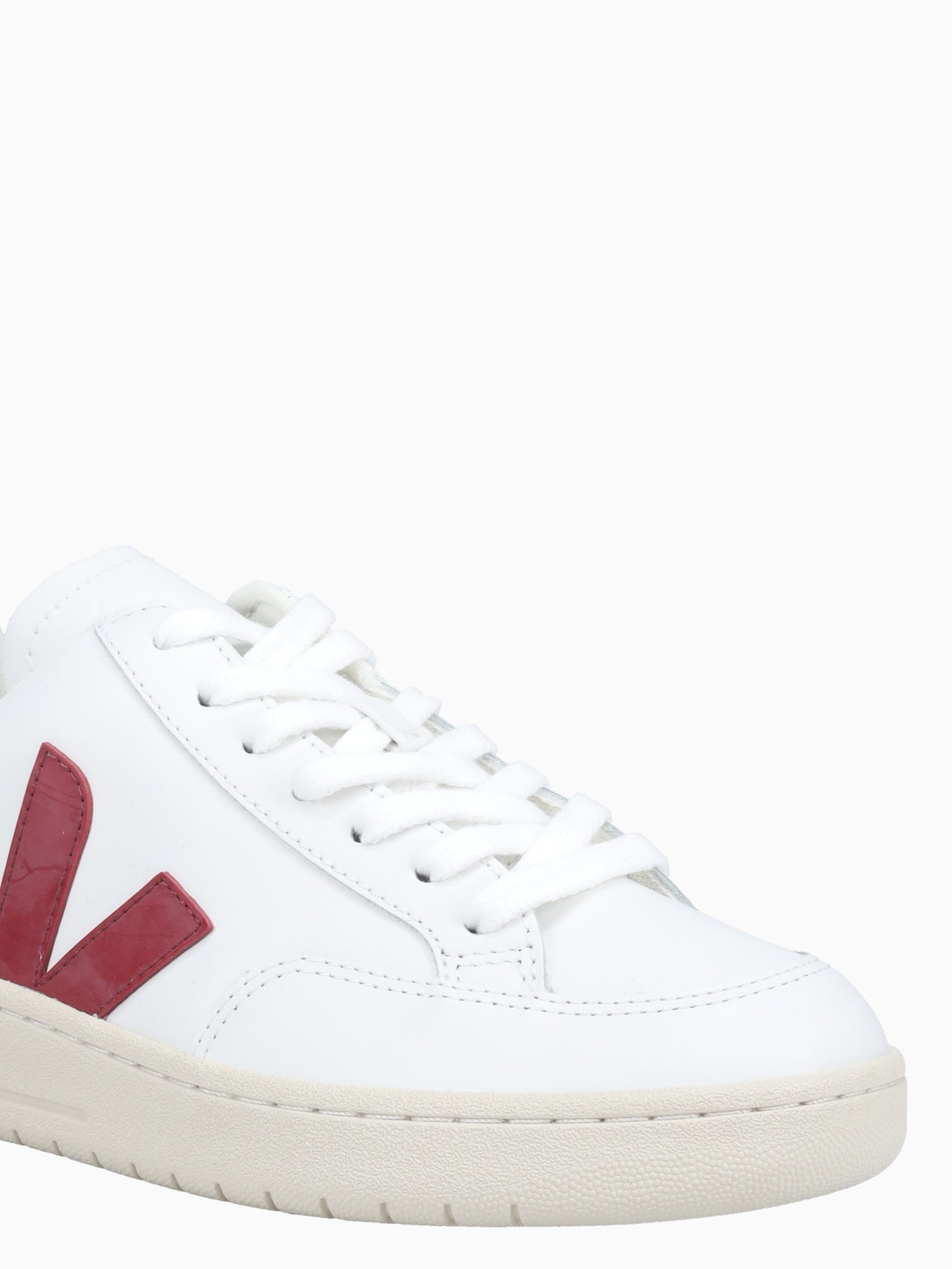 V12 Extra White Marsala Nautico Leather White / 37 / M