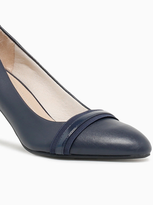 Gio Pump Navy Navy / 5 / M