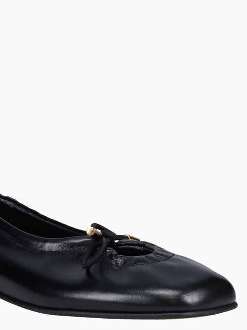 Rosalind Black Leather Black / 36 / M