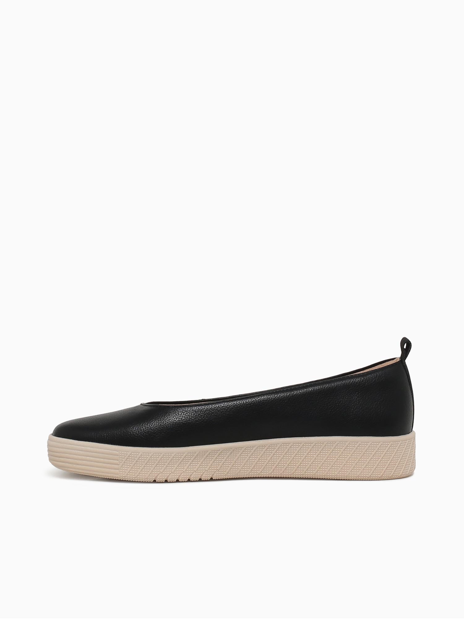 Neela Slipon Black Black / 5 / M