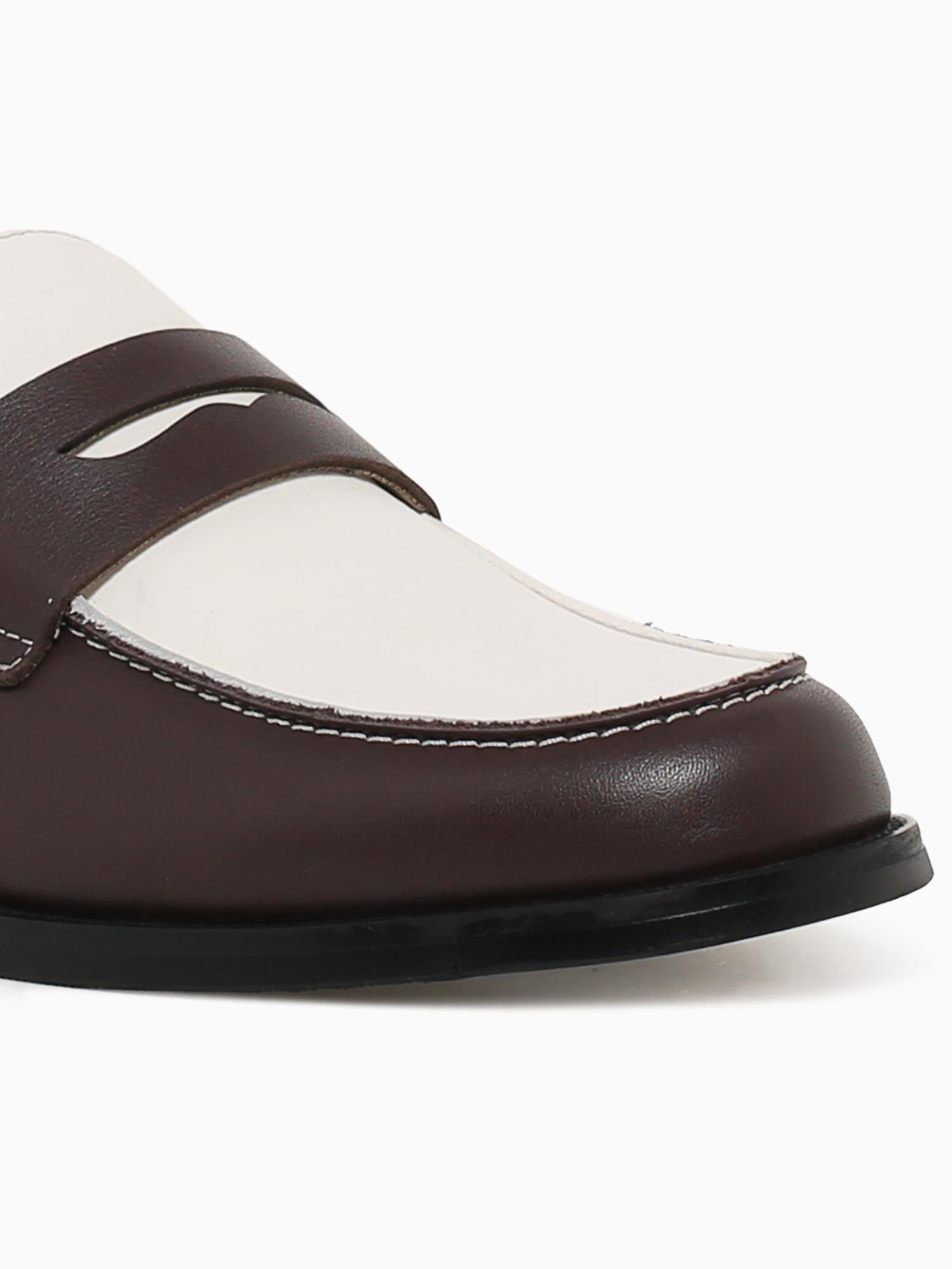 Brendan Brown White calf leather Brown / 7 / M