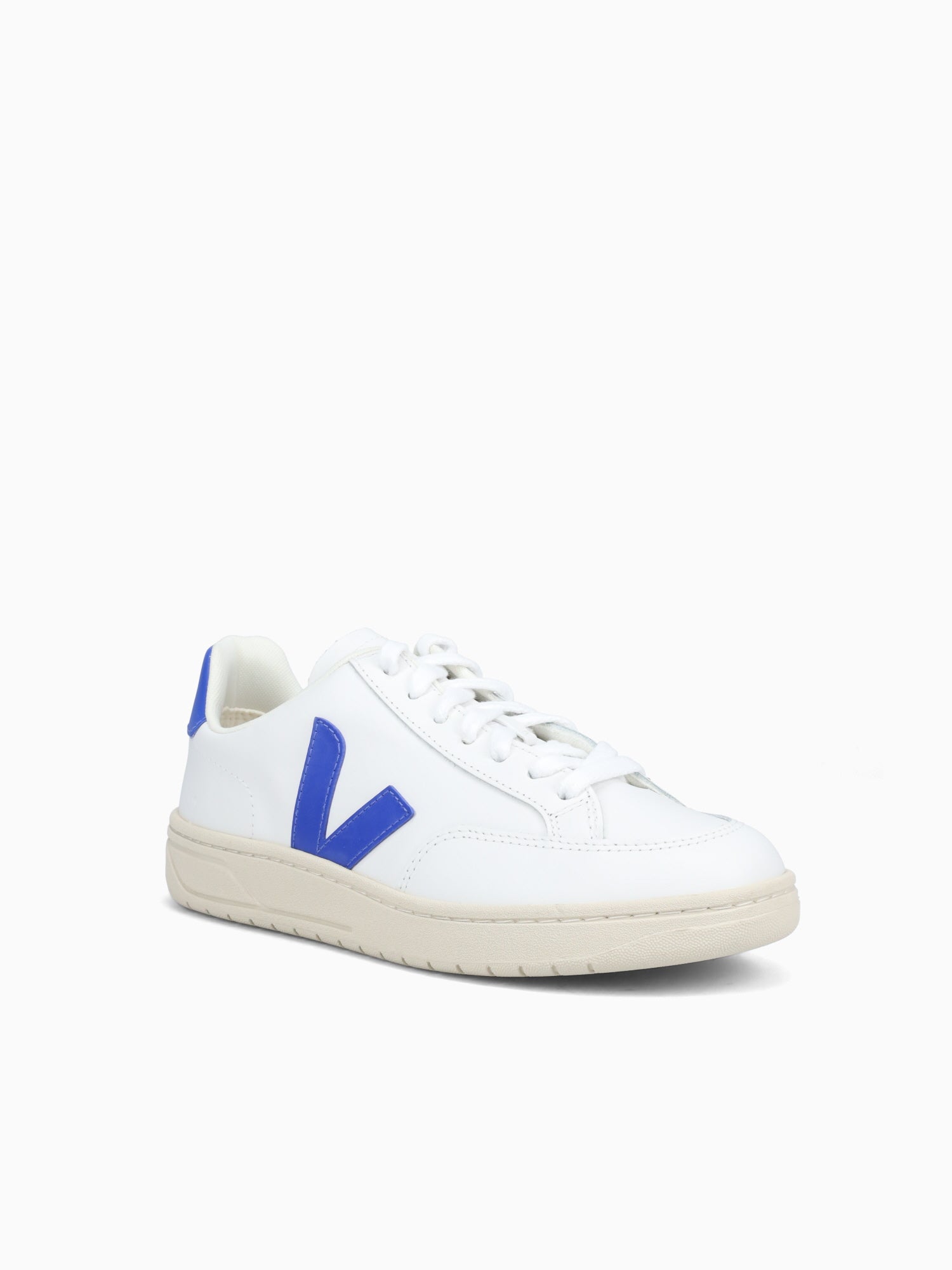 V12– Novus Shoes