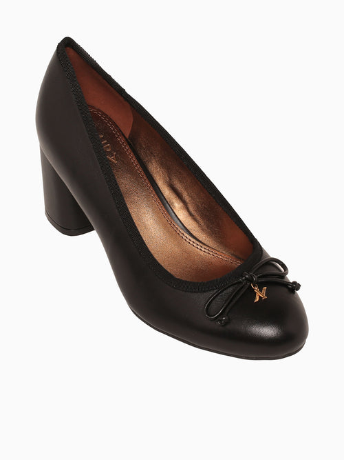 Sienna Black Leather Black / 5 / M