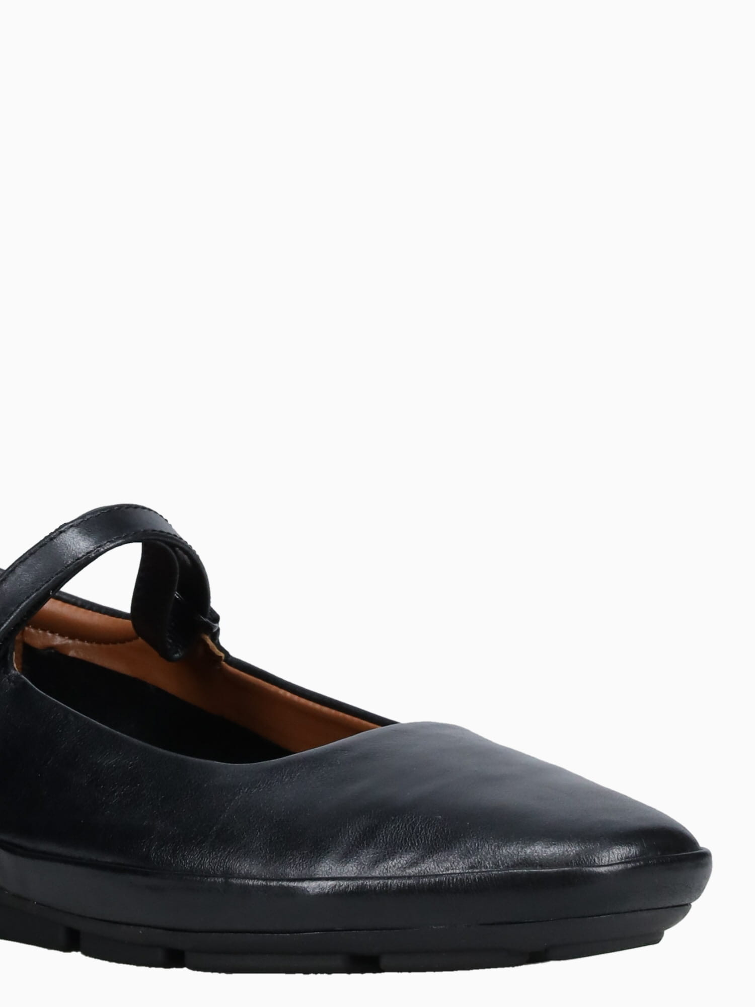 Behold Black Leather– Novus Shoes