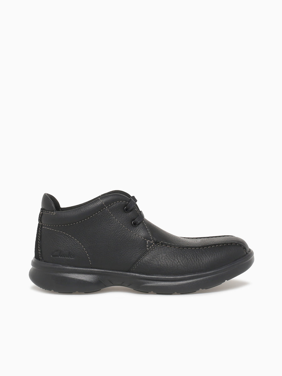 NWT Clarks Collection Men\'s Bradley Up Chukka Boot, Black Leather, 8.5 Medium US Amazon.com | Clarks Collection Men main image 3