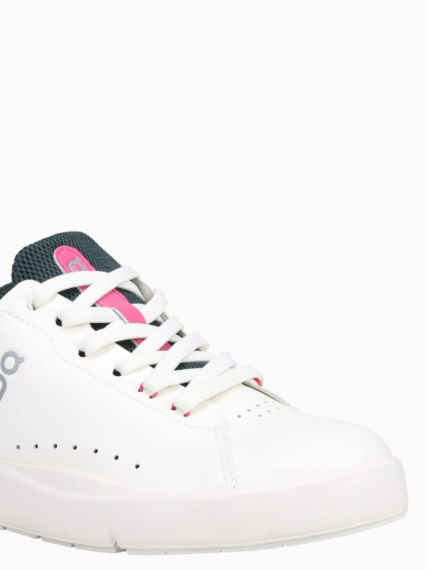 Roger Advantage Ivory Pink leather– Novus Shoes