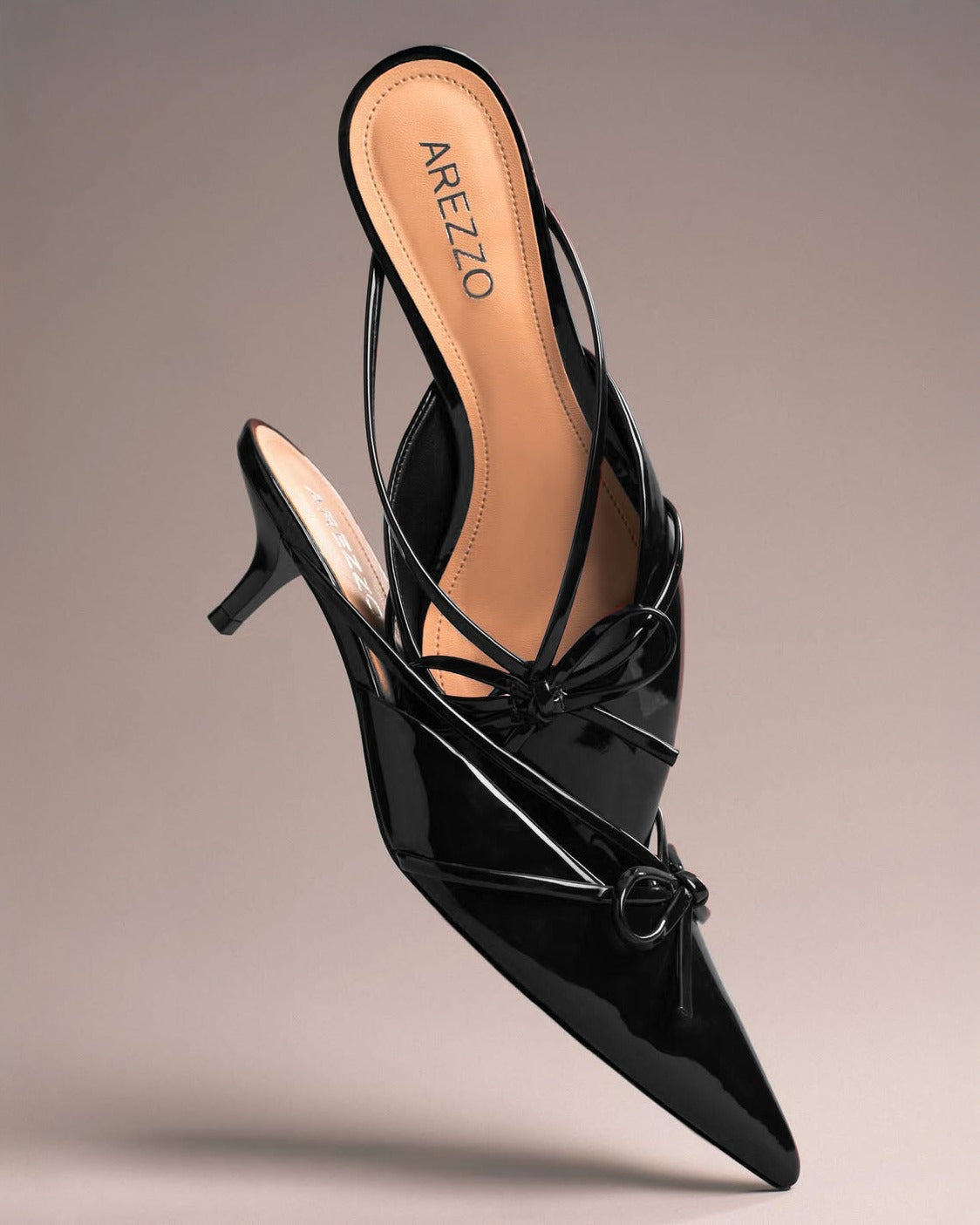 Pandora  Black Eco Verniz Open