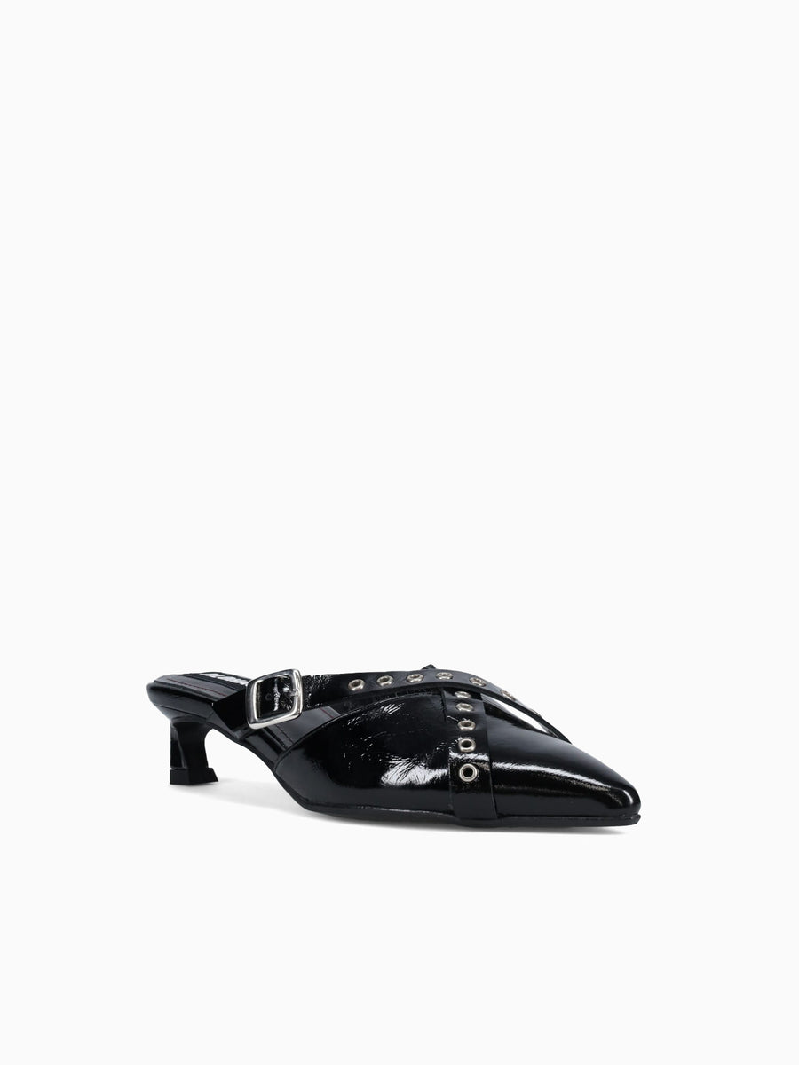 Zyra Black Leather Black / 36 / M