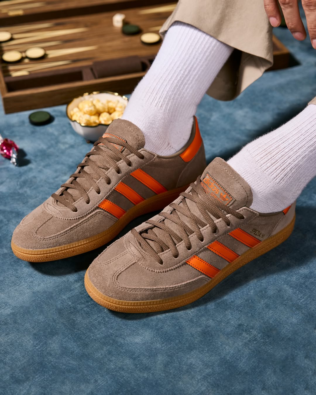 Handball Spezial Cargo Brown Orange sued