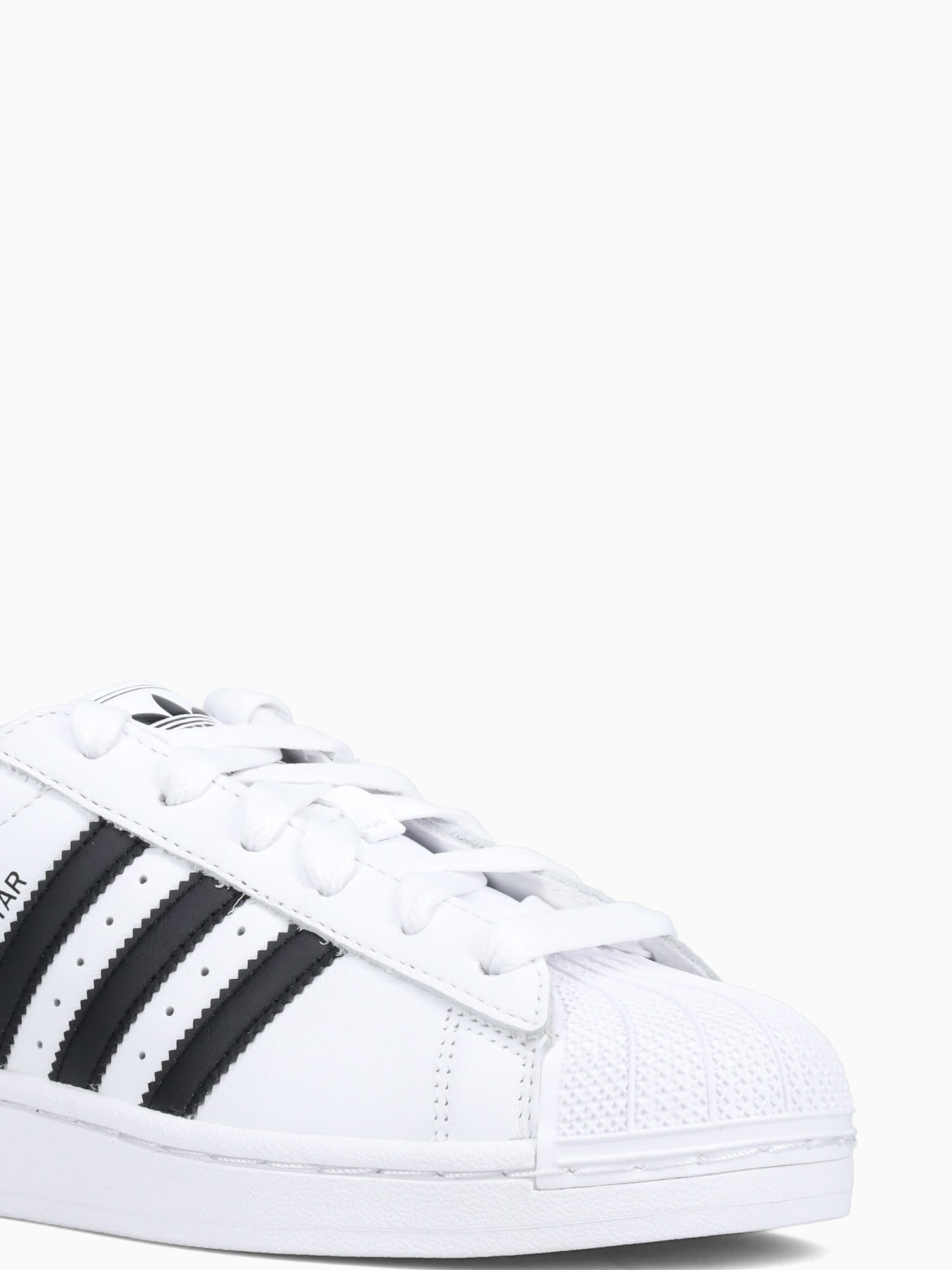 Super Star White Black leather White / 4 / M