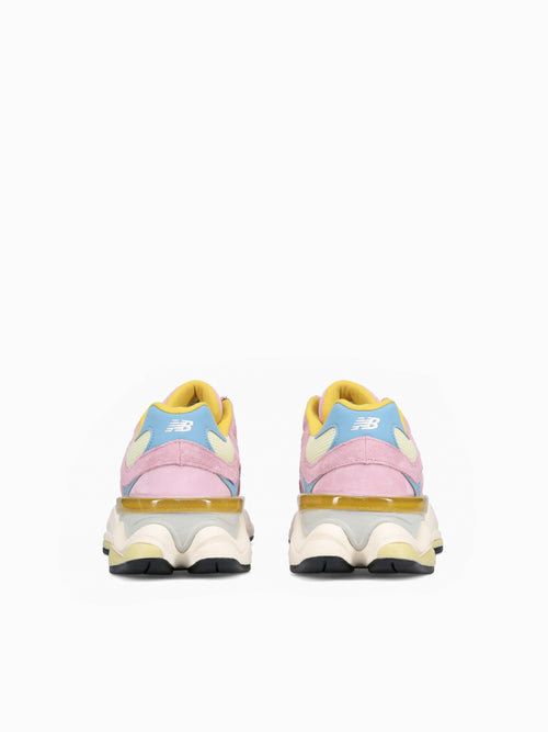 9060 Pink Tiffany Suede Pink / 4 / M