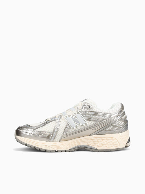 1906r Stone Permafrost leather Mesh Off White / 4 / M