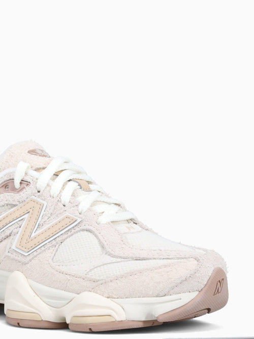 9060 Bisque Seasalt suede Natural / 4 / M