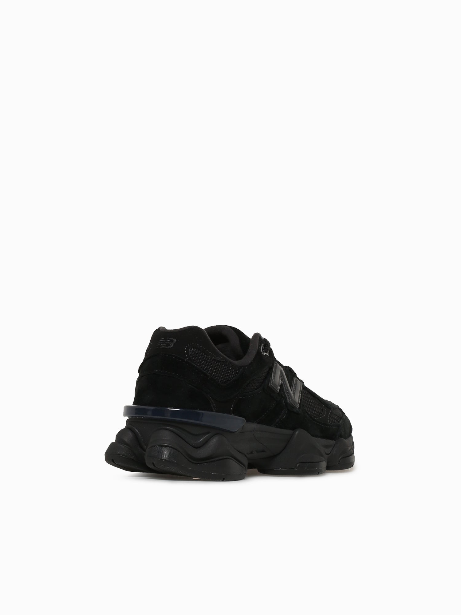 9060 Triple Black Suede Black / 4 / M