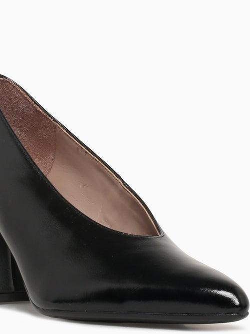 Perry Black Black / 5 / M