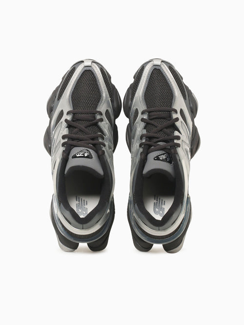 9060 X Silver Metallic Leather Silver / 8 / M