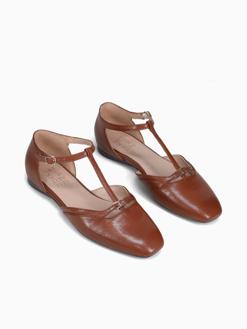 Caresse Caramel Leather Medium Brown / 5 / M