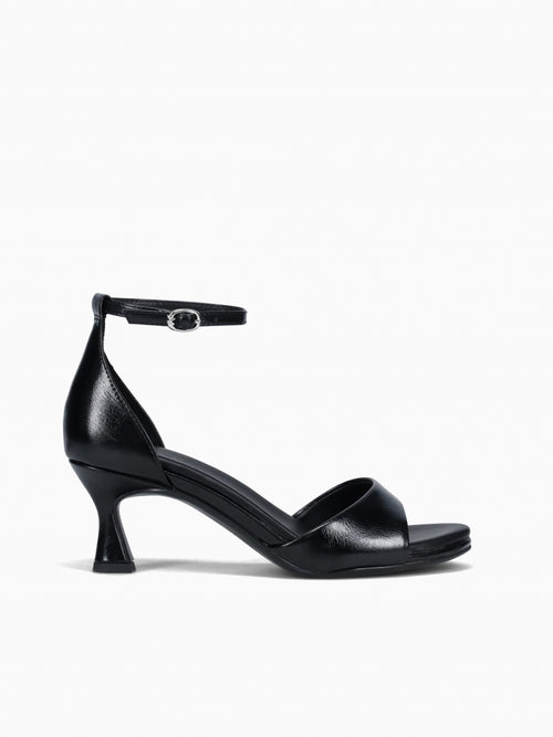Jules Black Black / 5 / M