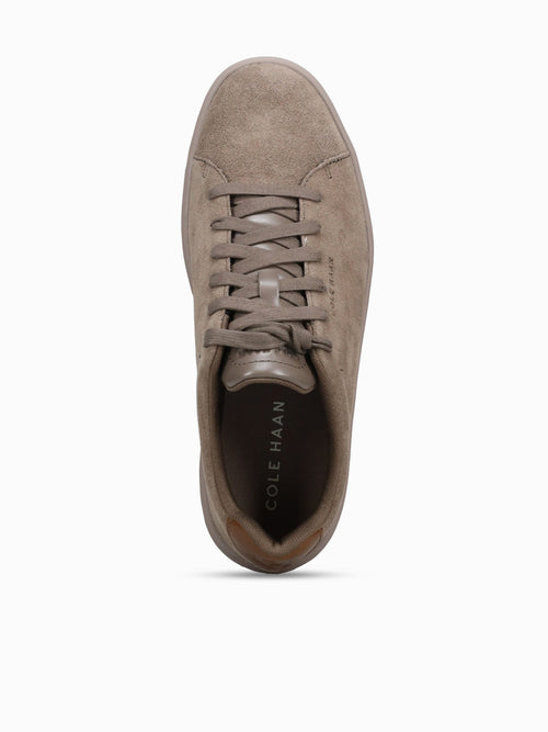 Grand Crosscourt Traveler Sneaker Brown Brown / 7 / M