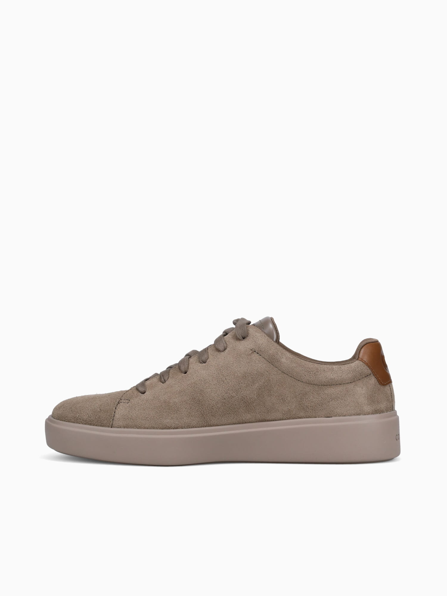 Grand Crosscourt Traveler Sneaker Brown Brown / 7 / M