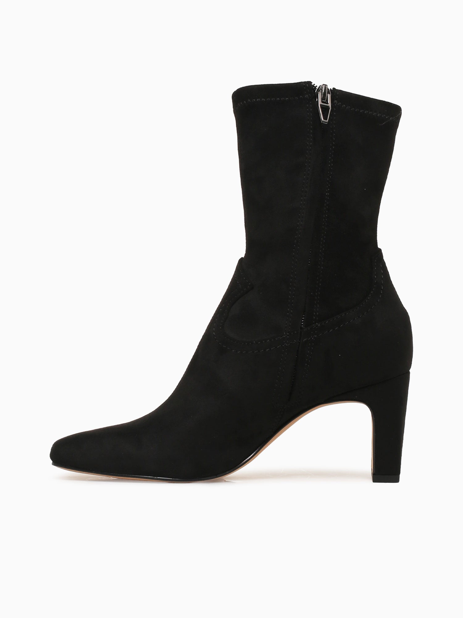 Roan Black Onyx Suede Black / 6 / M
