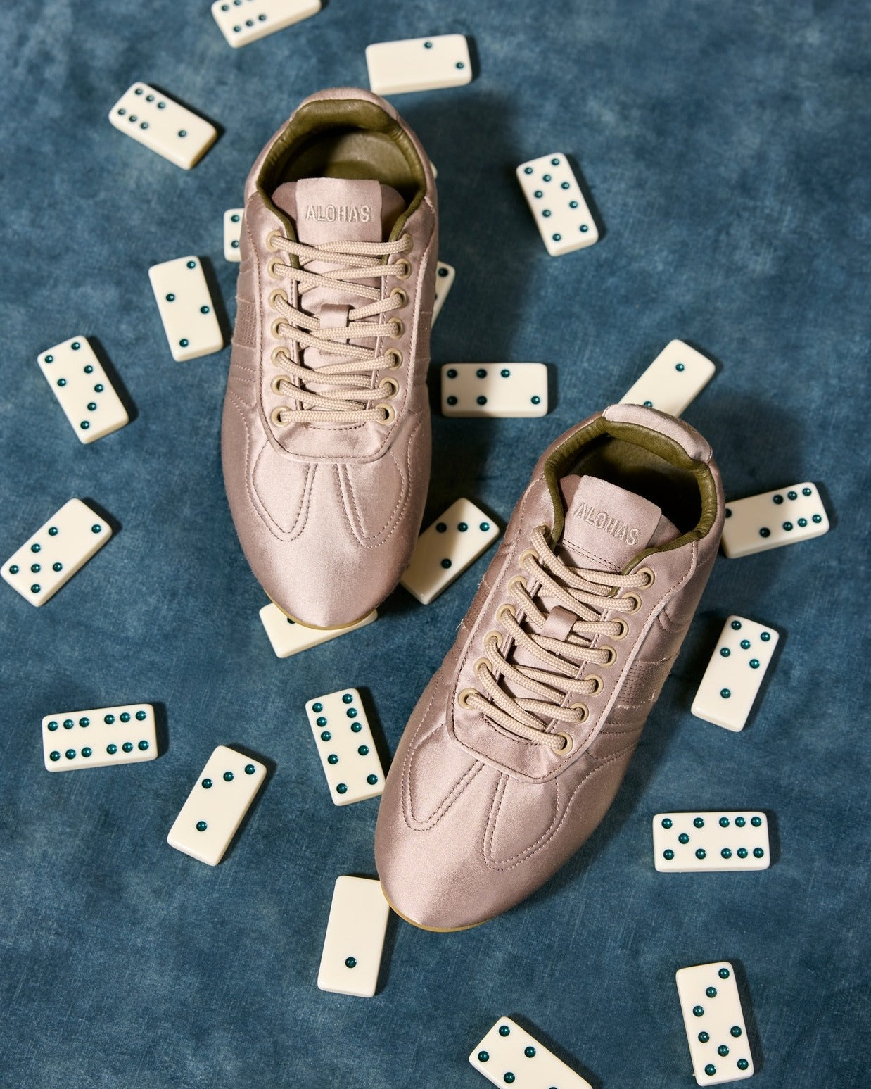 Tb.69 Taupe Satin