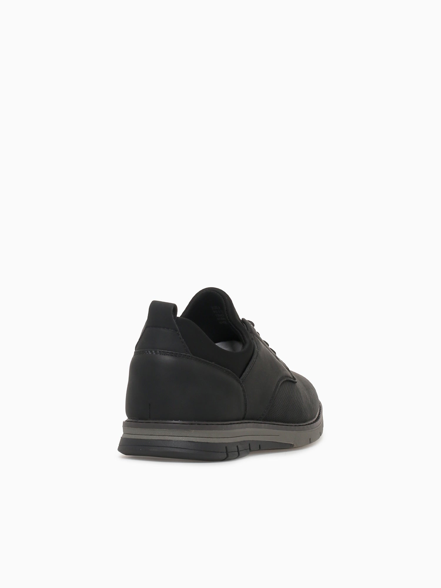 Rodrick Black Nubuck Black / 7 / M