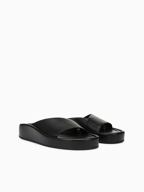 Sofly Black Leather Black / 5 / M