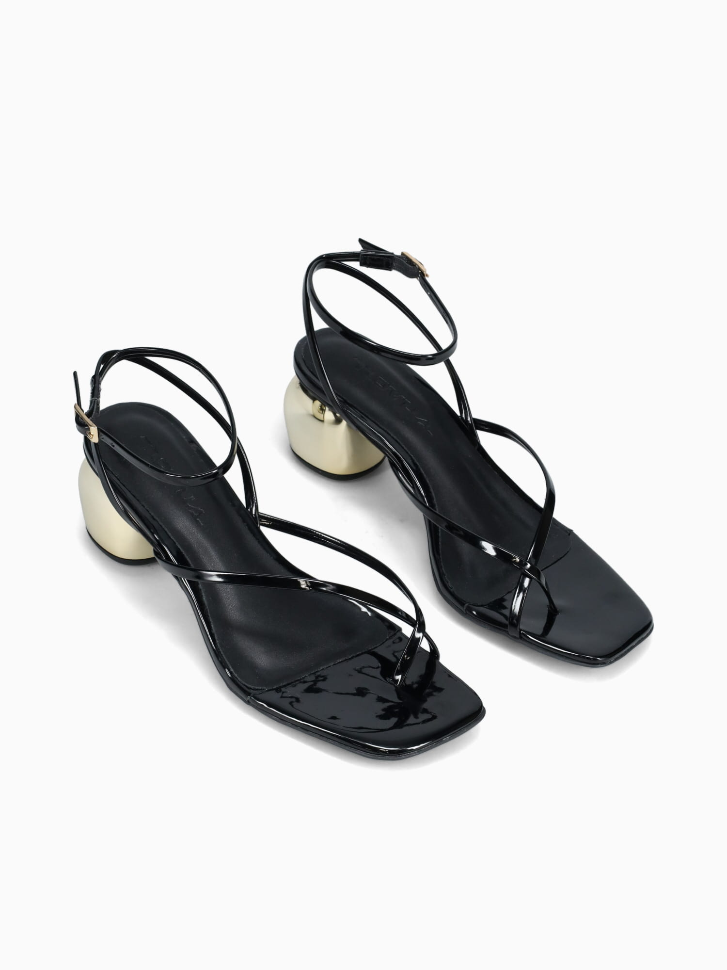 Maud Black Verniz Black / 5 / M