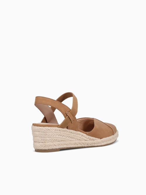 Pilar Tan Nubuck Tan / 5 / M