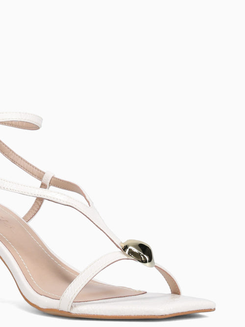 Wally Off White Patent Off White / 5 / M