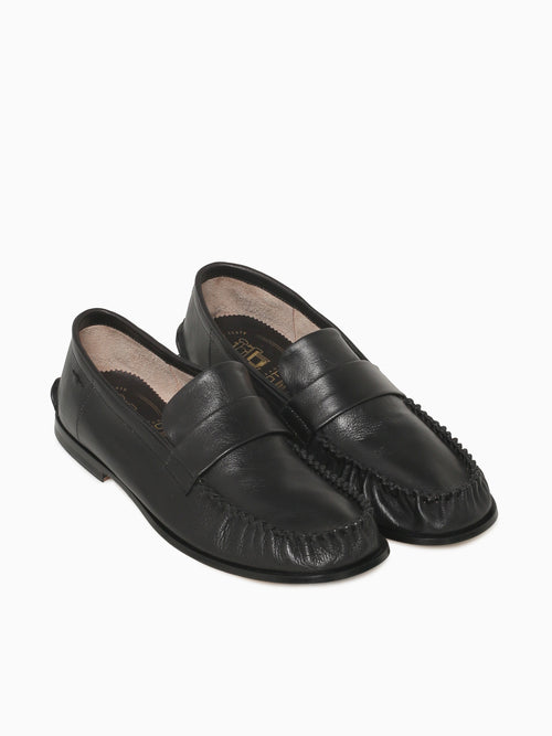 69005 Nero Supreme Leather Black / 40 / M