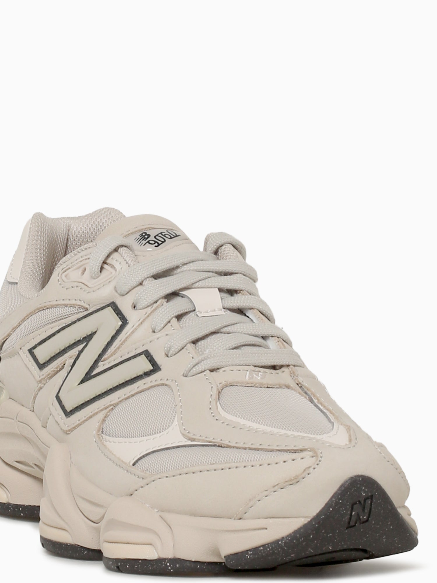 9060 Off White Shipyard Leather Off White / 4 / M