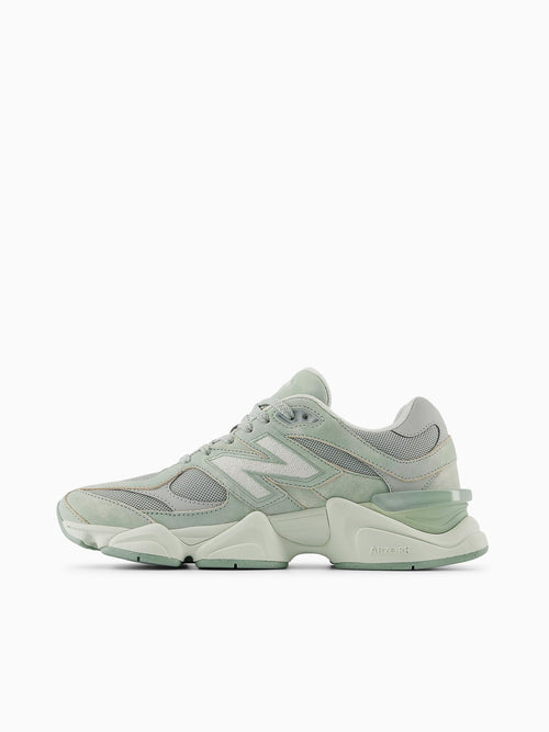 9060 Mosai Green suede Light Green / 4 / M