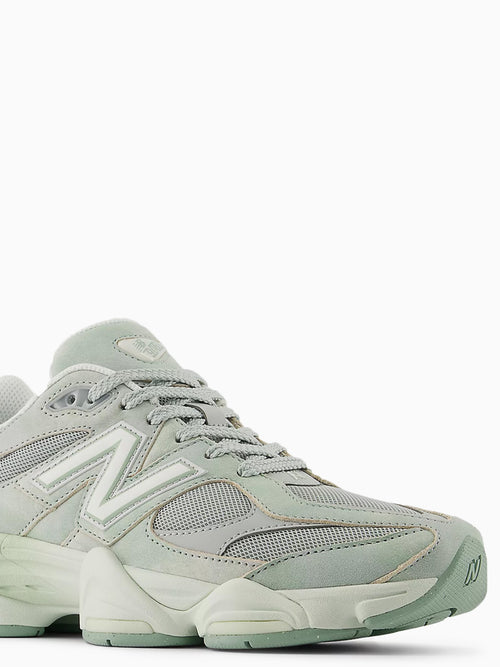 9060 Mosai Green suede Light Green / 4 / M