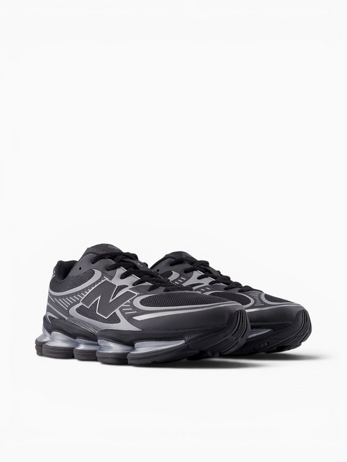 2000 Black Mesh Black / 8 / M
