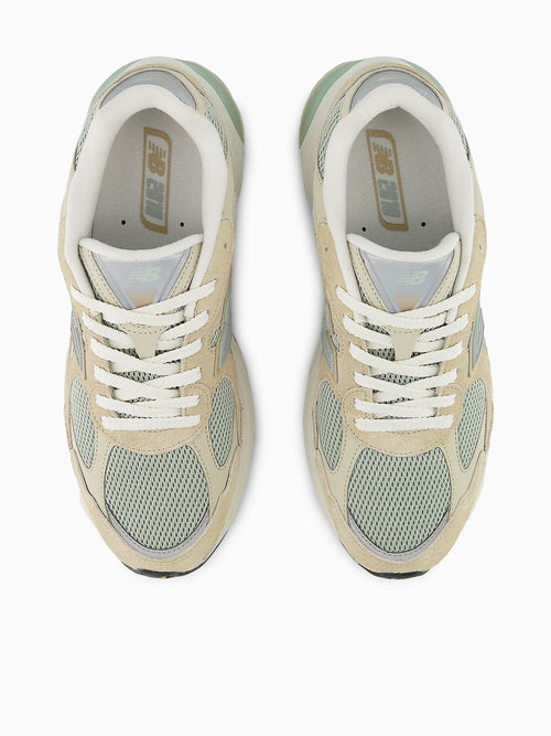 2010 Mindful Beige Suede Mesh Beige / 8 / M