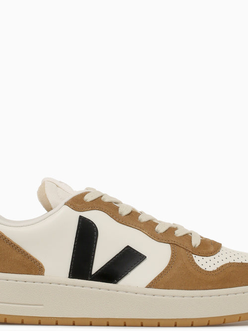 V10 Cognac Black Leather Cognac / 41 / M