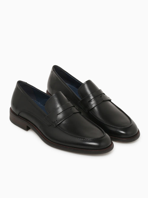 Constantine Black Brushed Calf Leather Black / 7 / M