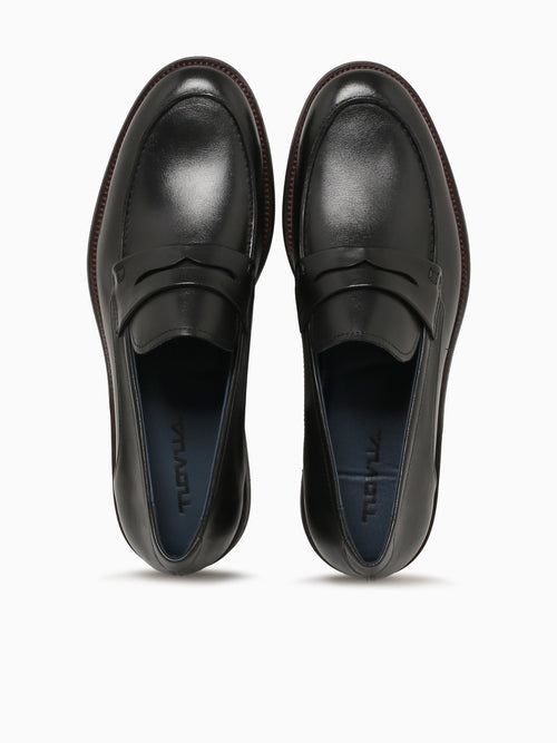 Constantine Black Brushed Calf Leather Black / 7 / M