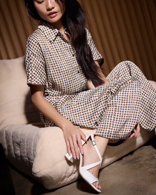 Hollis Warm White Crinkle
