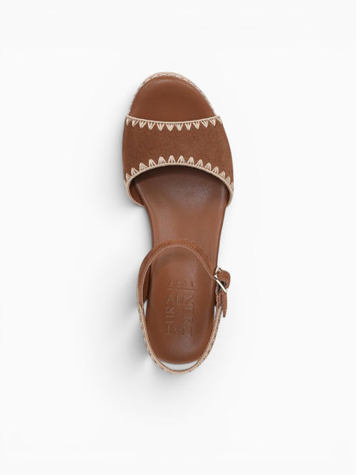 Della Walnut Wake Suede Brown / 5 / M