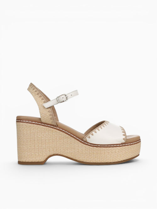 Della Warm White Leather Off White / 5 / M