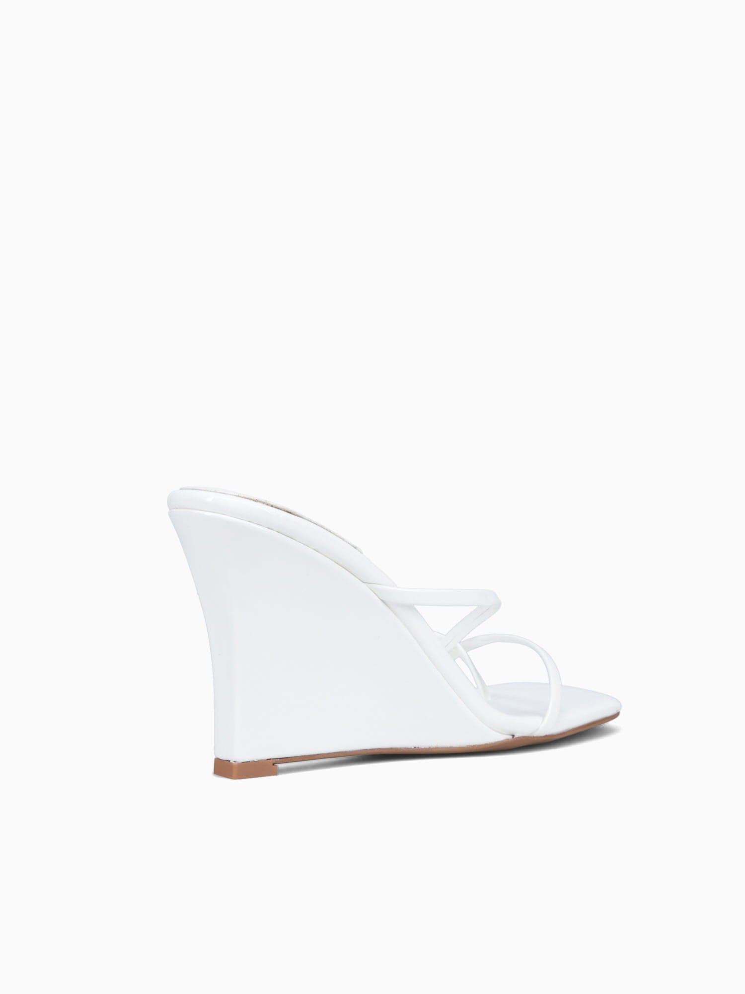 Biscotti White Patent White / 5 / M