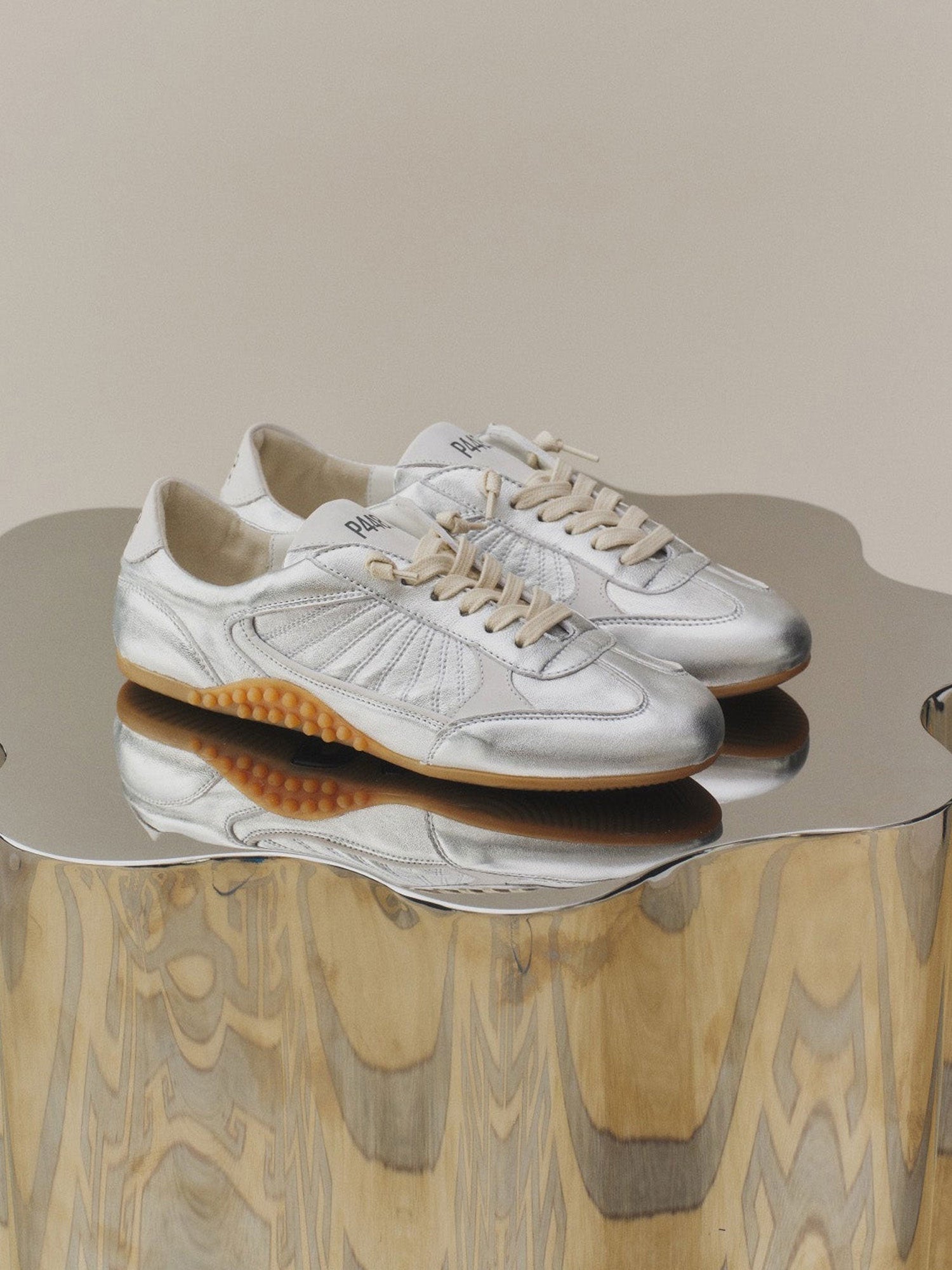 Lisbon Silver White leather Silver / 36 / M